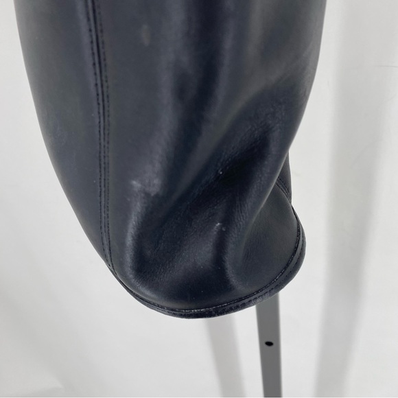 Coach black leather vintage shoulder bag No. H8P-9060